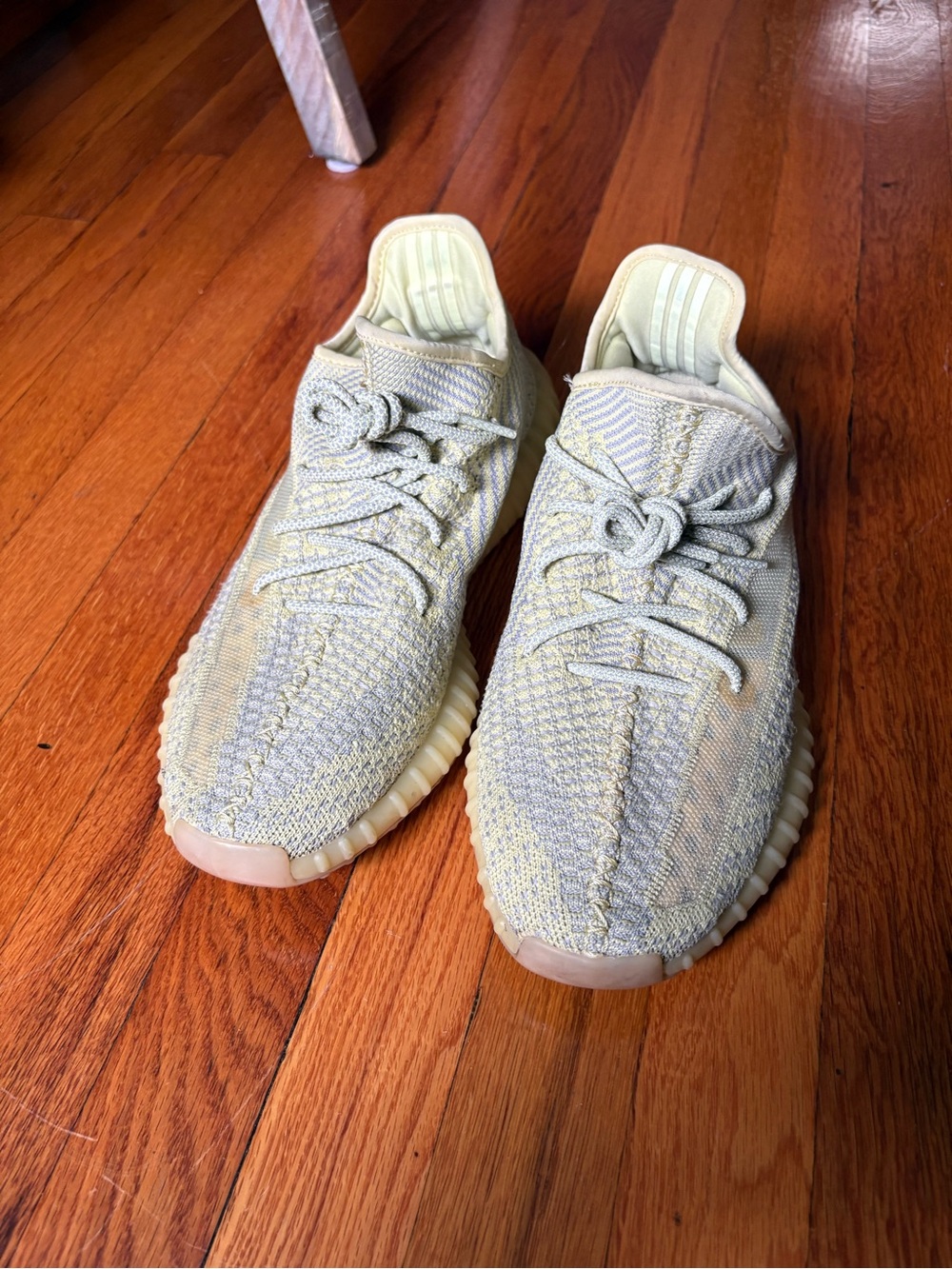 adidas Yeezy Boost 350 V2 non-reflective Sneakers